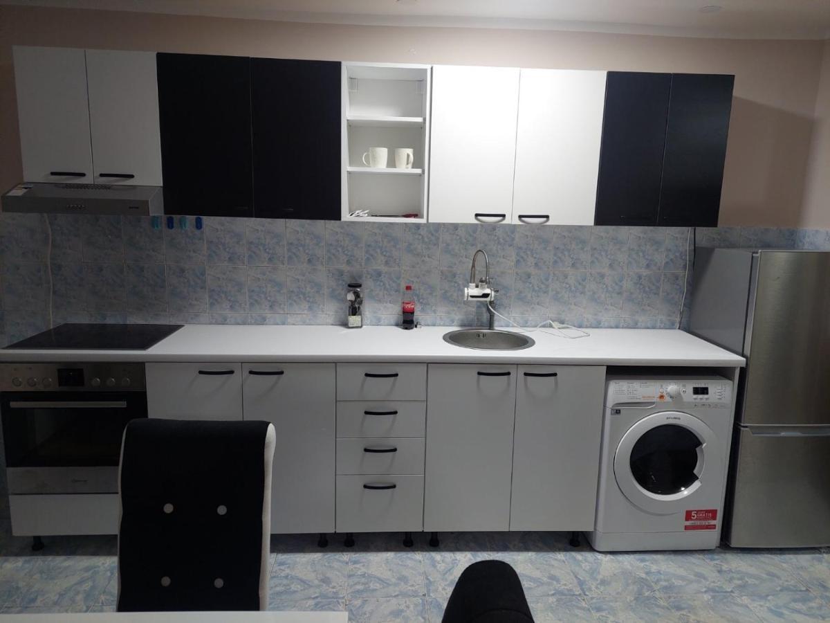 Rajna Apartment Pirot Luaran gambar