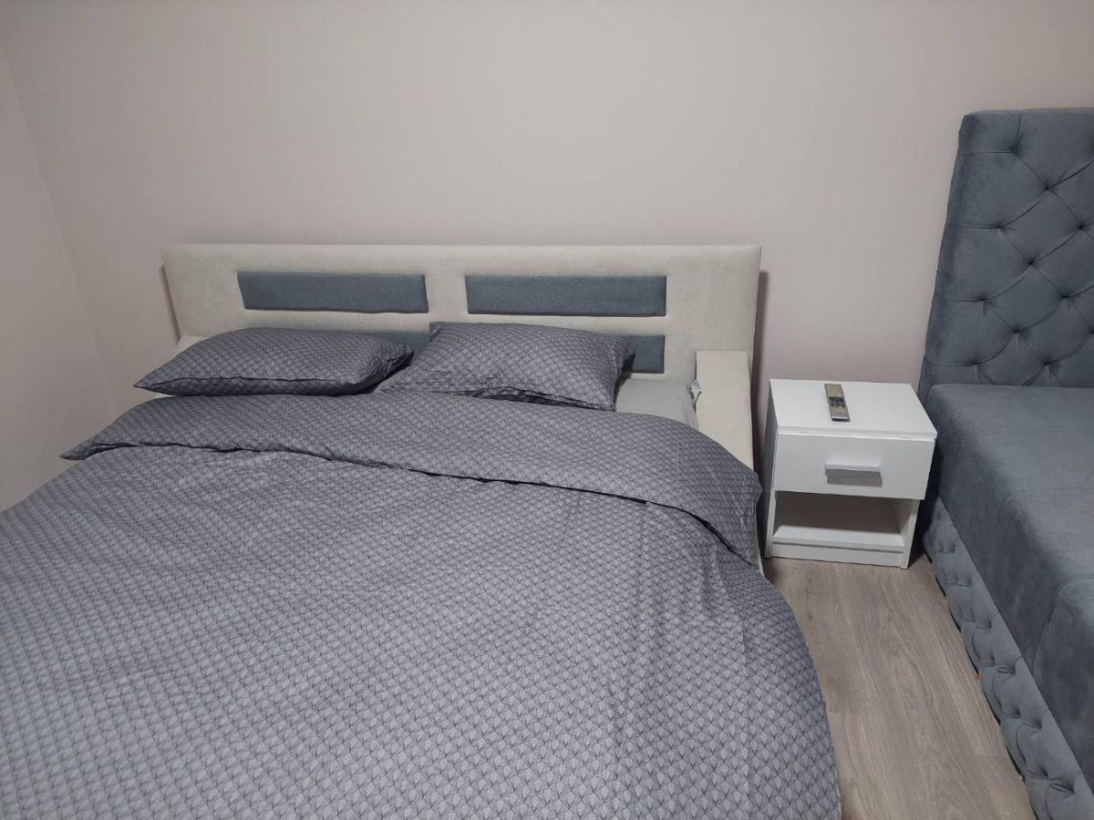 Rajna Apartment Pirot Luaran gambar