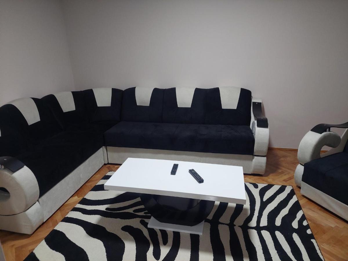 Rajna Apartment Pirot Luaran gambar